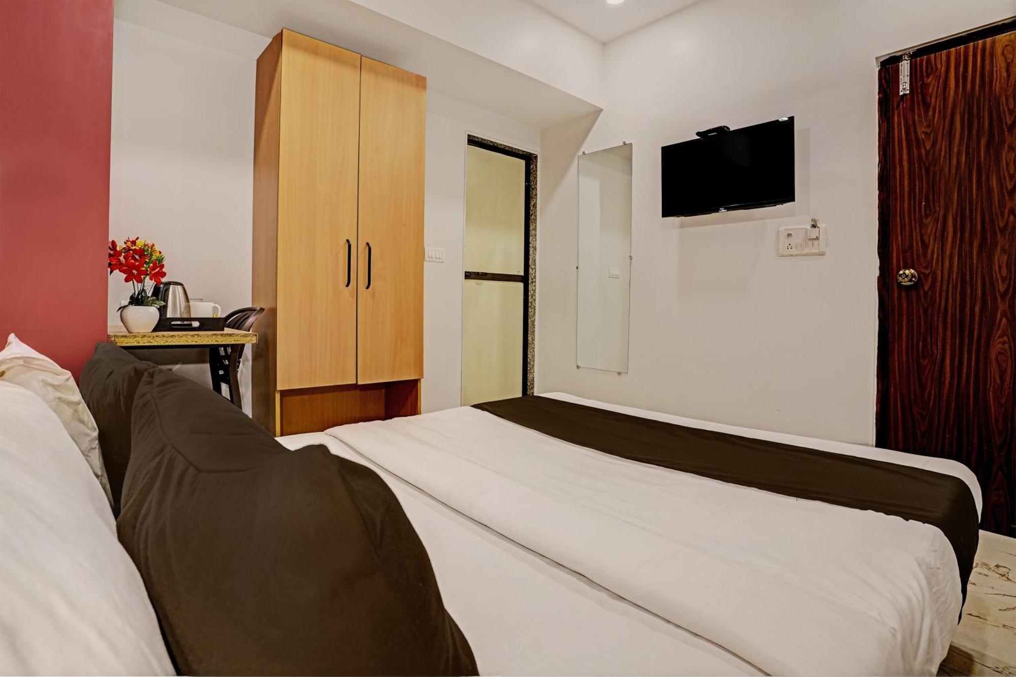 Hotel O Didar House Navi Mumbai Esterno foto