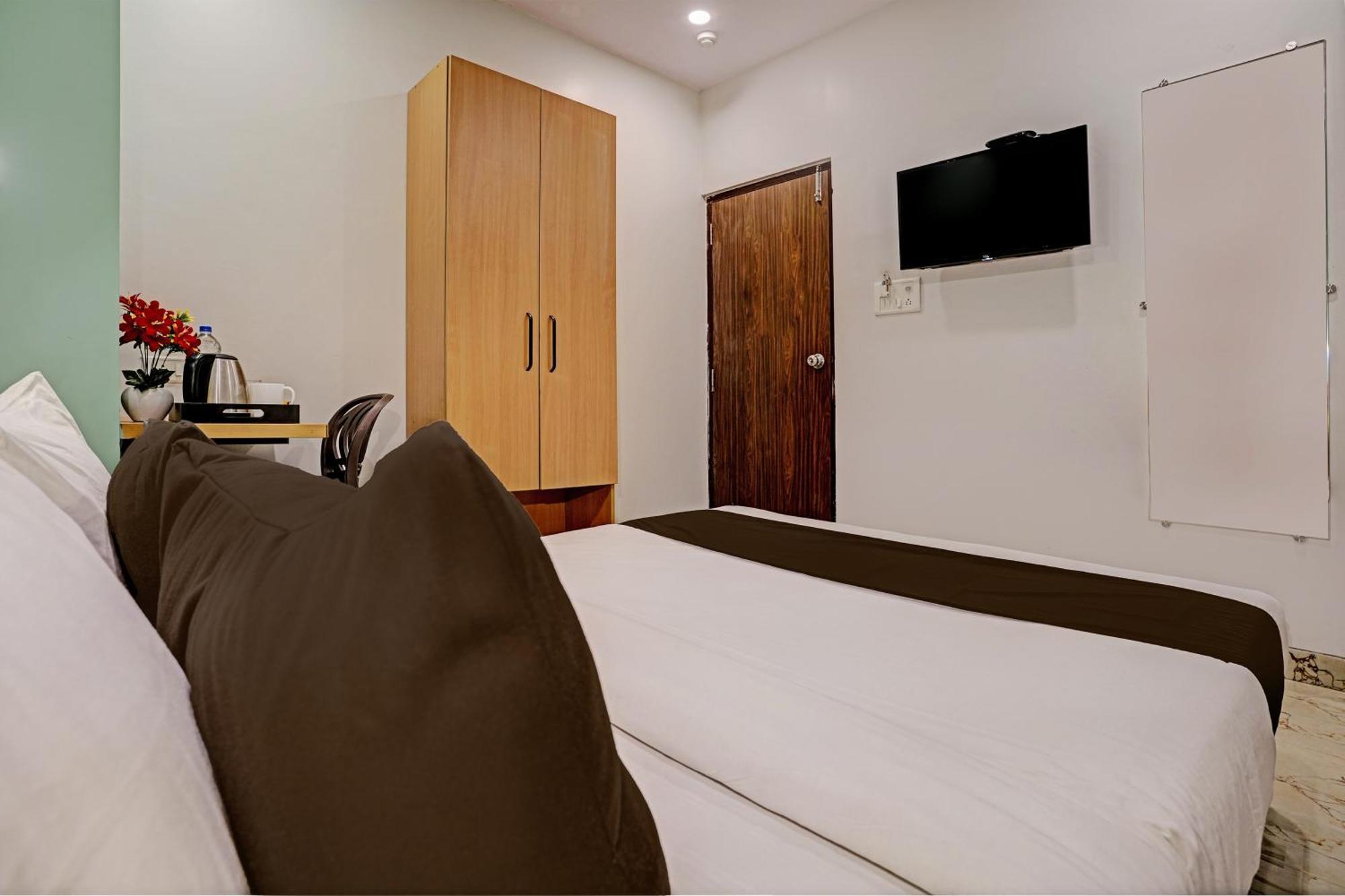 Hotel O Didar House Navi Mumbai Esterno foto